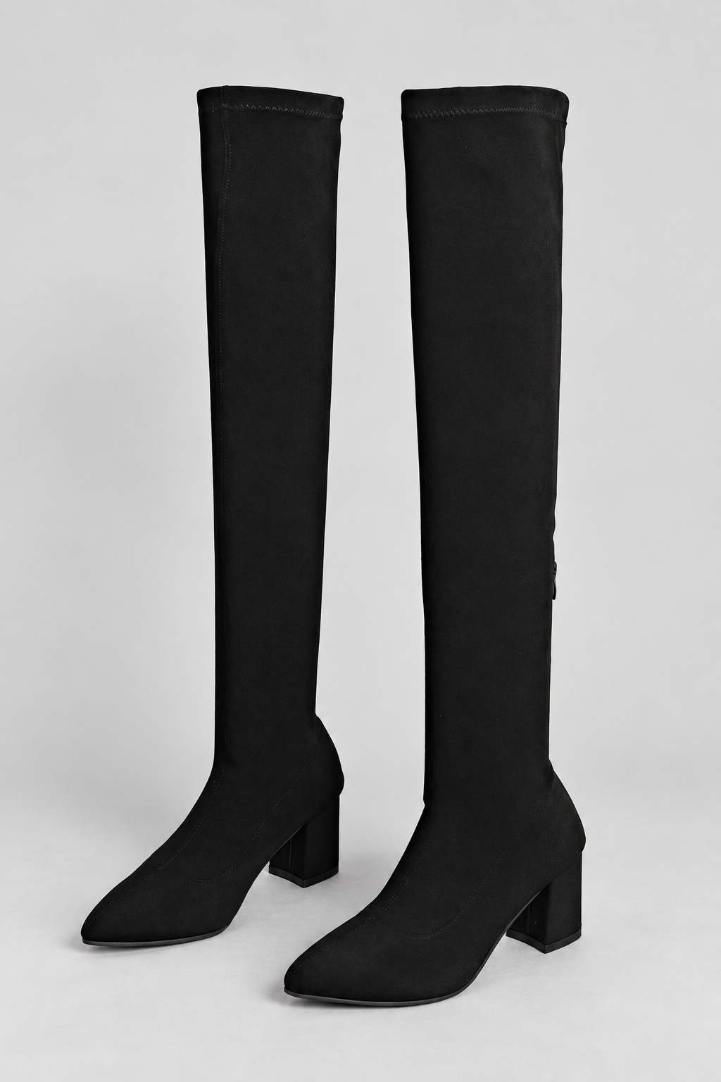 Schwarze Overknee-Stiefel in Veloursleder-Optik mit Blockabsatz