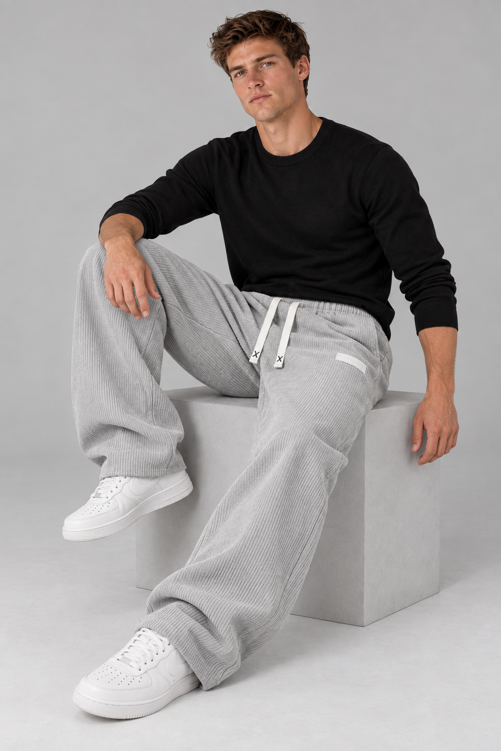 Color: Light Gray | Herren Cordhose mit weitem Bein und Kordelzug – Ansicht 2