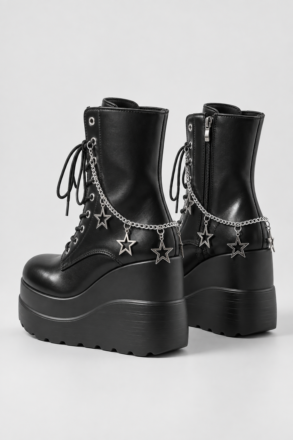 Schwarze Plateau-Schnürboots mit Sternenketten
