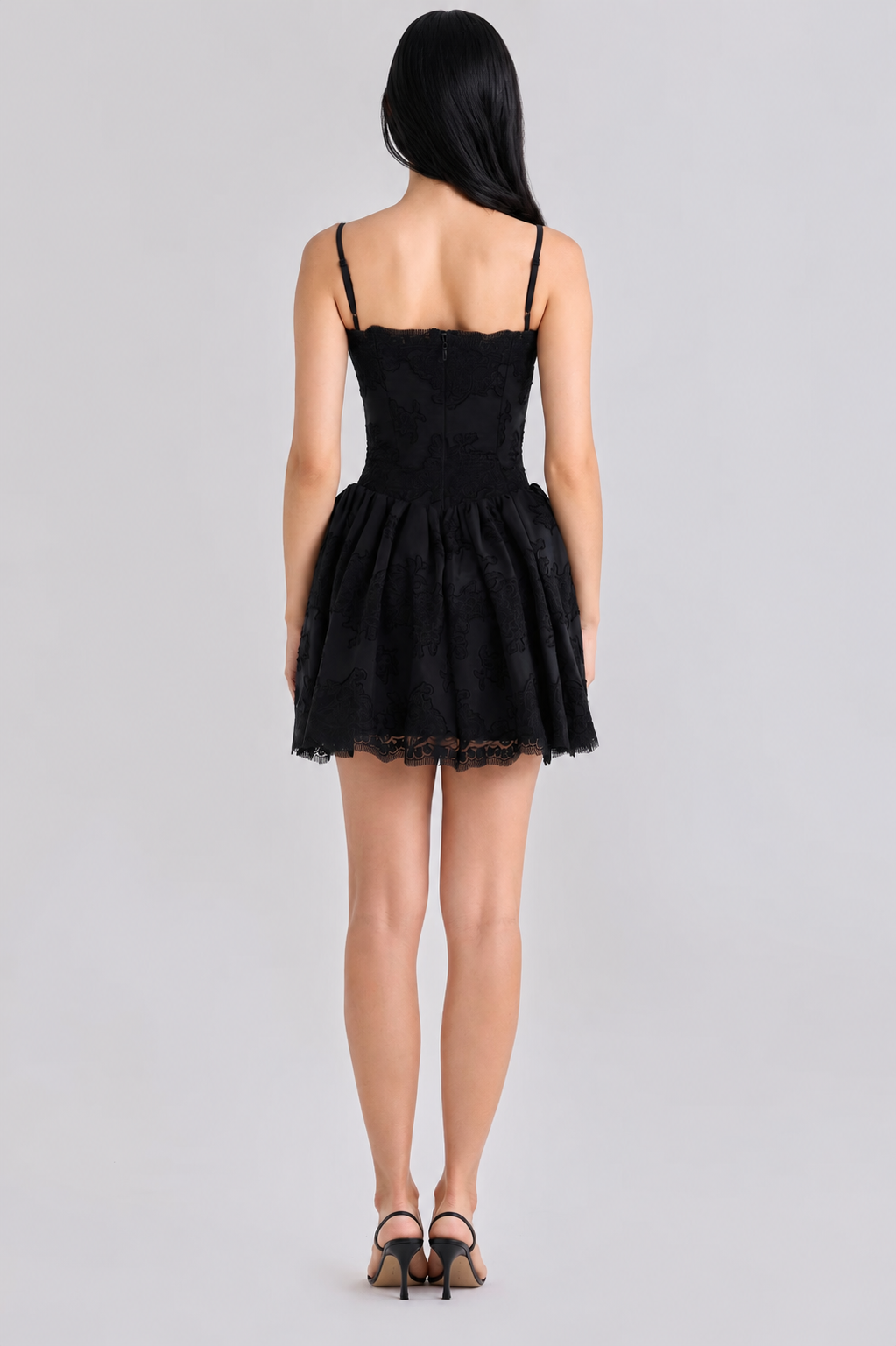 Color: Black | Schwarzes Mini-Kleid aus Baumwolle mit Spitze und Lochstickerei, photo 3