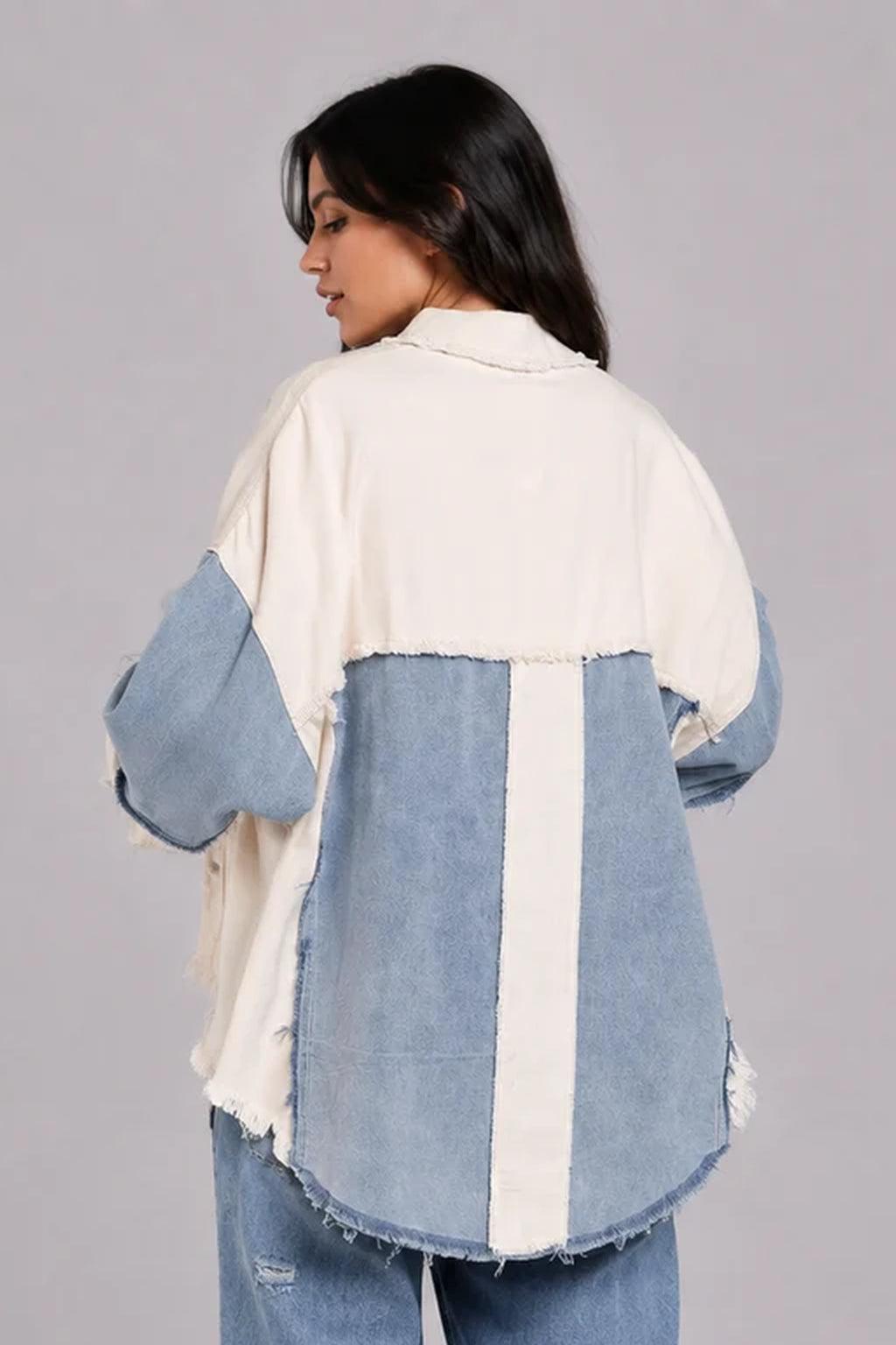 Color: Blue | Mila | Oversize-Jeansjacke im Colorblock-Look, photo 6