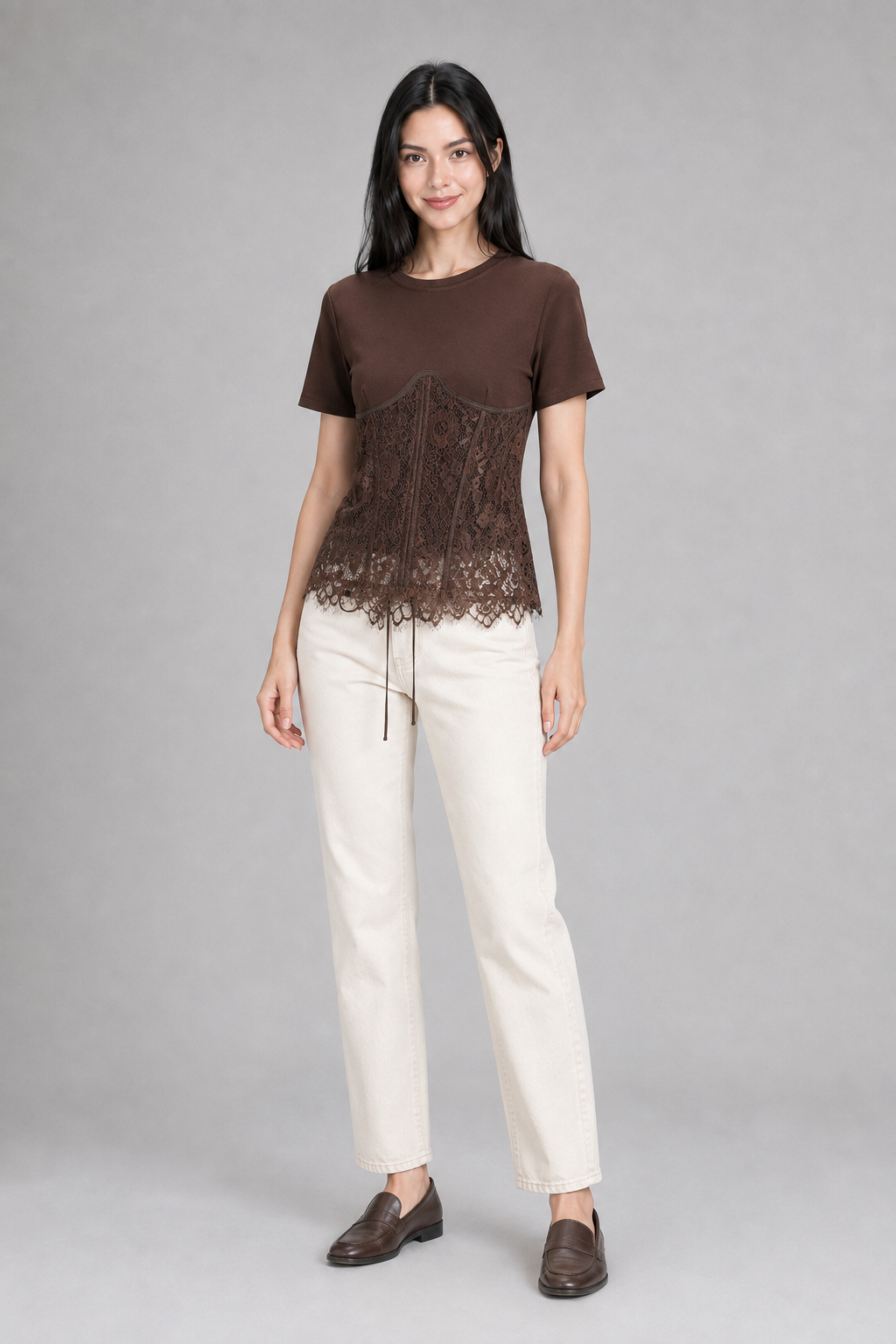 Color: Braun | T-Shirt mit tailliertem Spitzen-Corsagen-Detail, photo 9
