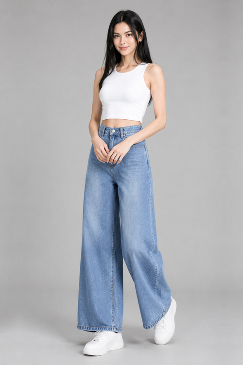 Color: Light Blue / Powder Blue | Damen High-Waist Wide-Leg Jeans in Hellblau, photo 2