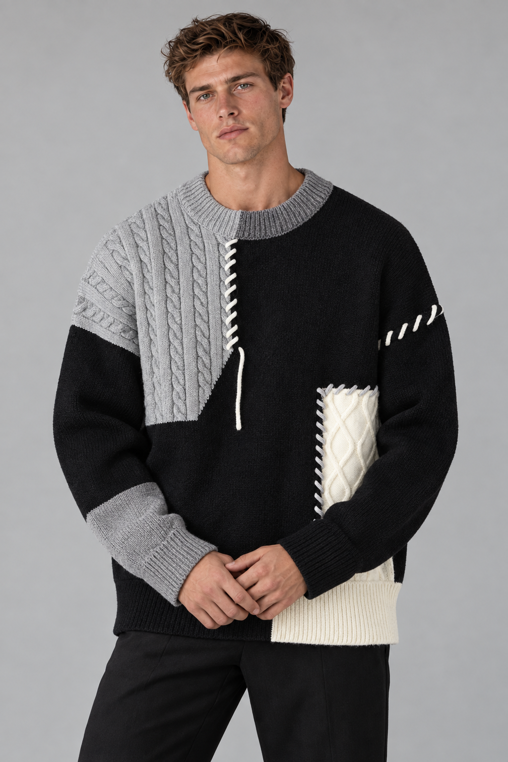 Color: Black | Oversize Strickpullover mit Patchwork- und Zopfmuster – Ansicht 3