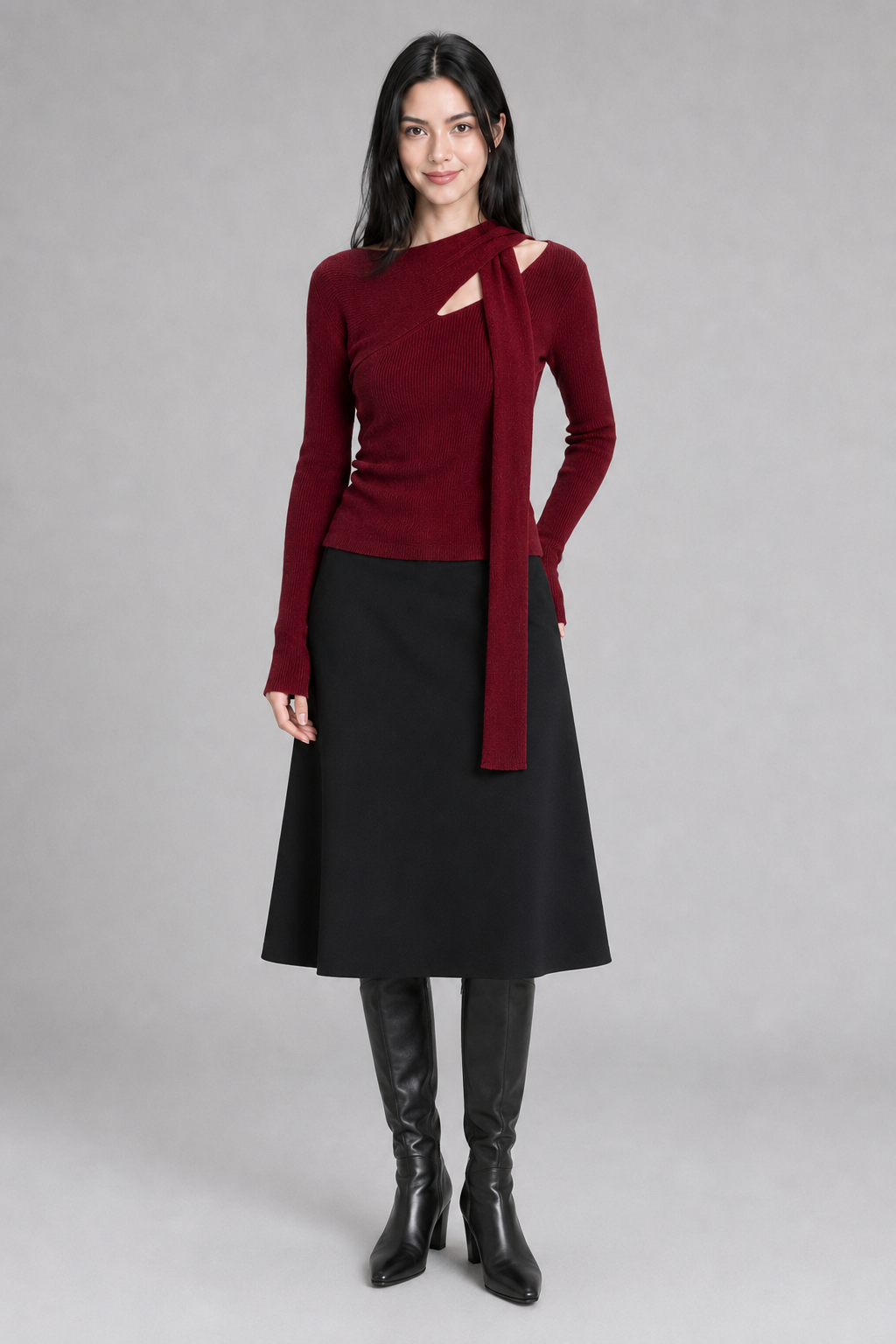 Color: Bordeauxrot | Tailliertes Stricktop mit asymmetrischem Ausschnitt, photo 2