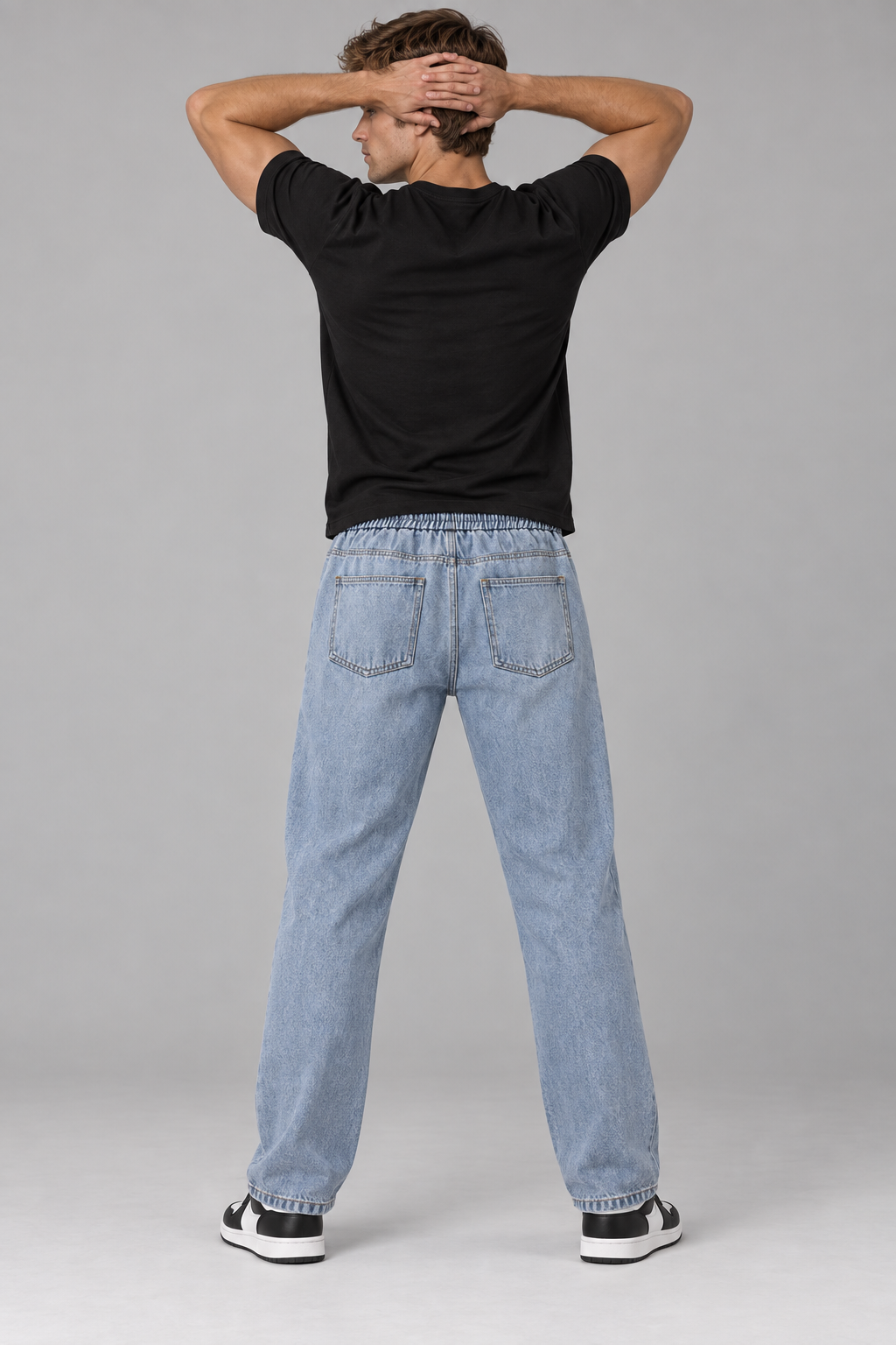 Color: Light Blue | Herren Loose-Fit Jeans mit elastischem Bund – Ansicht 2